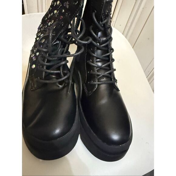 Steve Madden Kids' JKrissen Glitter Stud Embellished Combat Boots Black Size 2 - Picture 6 of 10